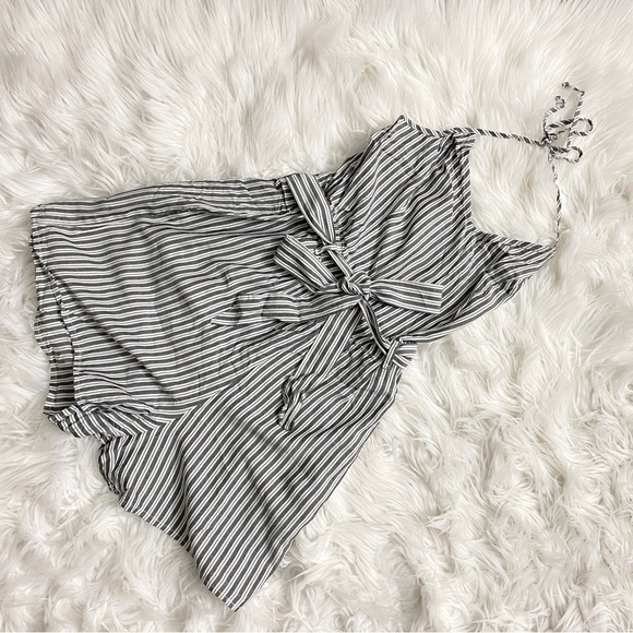 Hollister Pants - Hollister Belted Halter Romper Size XS